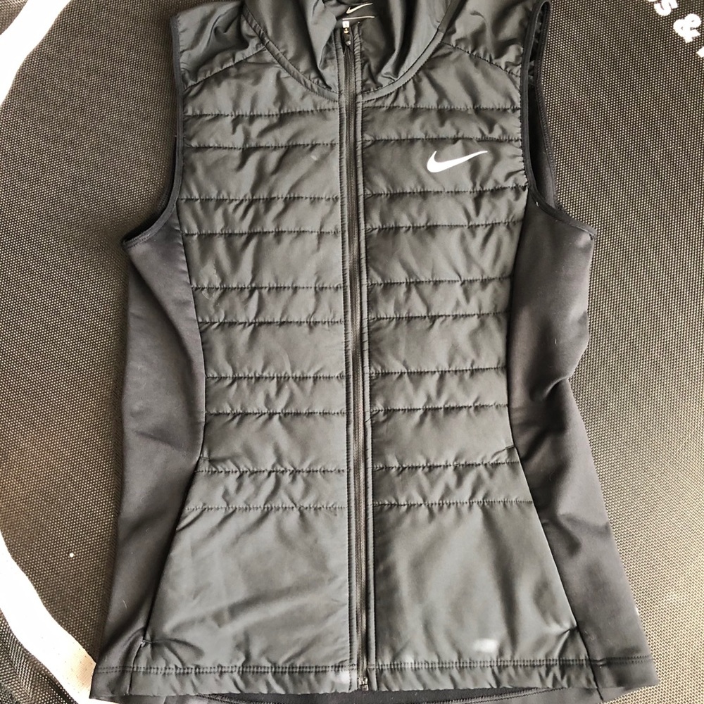 Nike Running Vest - Black Small